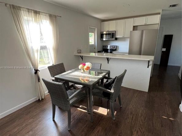 5803 Arthur St, Hollywood FL 33021