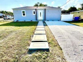 5803 Arthur St, Hollywood FL 33021