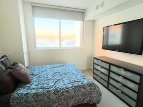 253 NE 2nd St 3903, Miami FL 33132