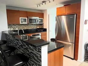 253 NE 2nd St 3903, Miami FL 33132
