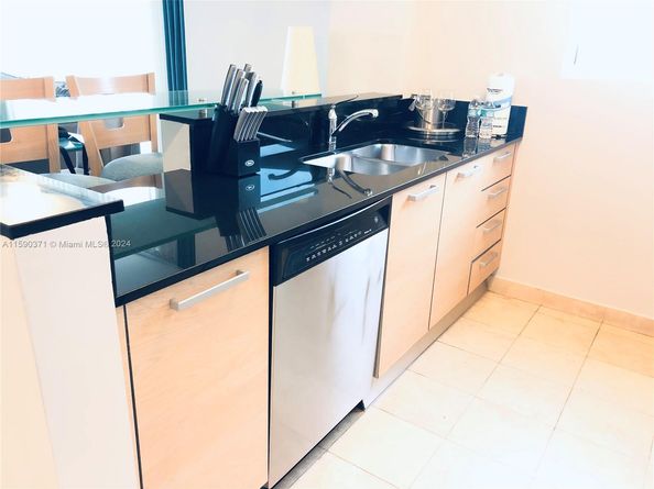 18683 Collins Ave 1907, Sunny Isles Beach FL 33160