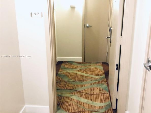 18683 Collins Ave 1907, Sunny Isles Beach FL 33160