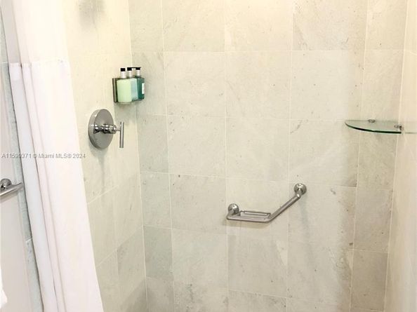 18683 Collins Ave 1907, Sunny Isles Beach FL 33160