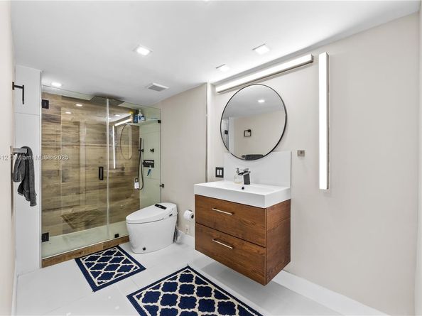 20379 W W Country Club Dr 2539, Aventura FL 33180