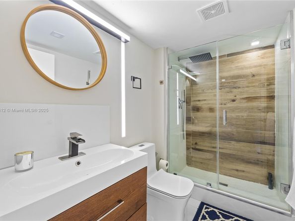 20379 W W Country Club Dr 2539, Aventura FL 33180