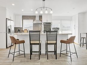 1547 NE 38th St, Oakland Park FL 33334