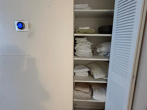 3600 NE 170th St 411, North Miami Beach FL 33160