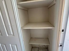 3600 NE 170th St 411, North Miami Beach FL 33160