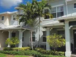 3973 Poinciana Ln, Hollywood FL 33021