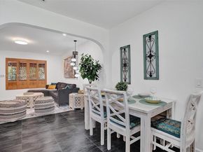 110 SW 5th St, Hallandale Beach FL 33009