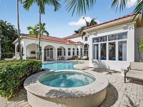 678 Hermitage Cir, Palm Beach Gardens FL 33410