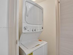 801 S Miami Ave 2805, Miami FL 33130