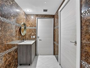 801 S Miami Ave 2805, Miami FL 33130