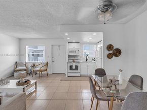 1720 Jefferson St 306, Hollywood FL 33020