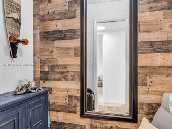 1720 Jefferson St 306, Hollywood FL 33020