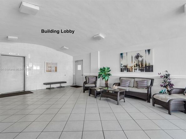 1720 Jefferson St 306, Hollywood FL 33020