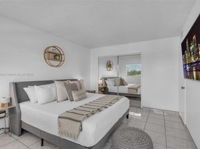 1720 Jefferson St 306, Hollywood FL 33020