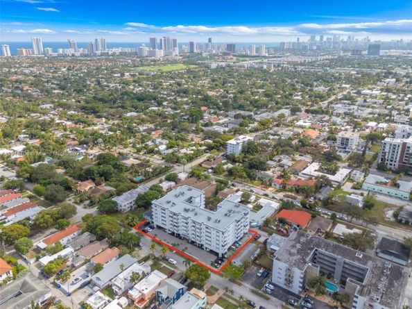 1720 Jefferson St 306, Hollywood FL 33020