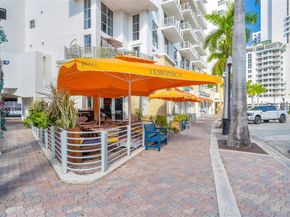 1720 Jefferson St 306, Hollywood FL 33020