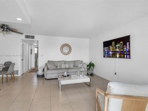 1720 Jefferson St 306, Hollywood FL 33020