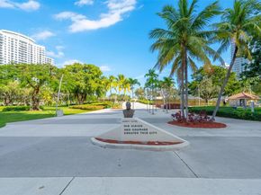 1720 Jefferson St 306, Hollywood FL 33020