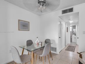 1720 Jefferson St 306, Hollywood FL 33020