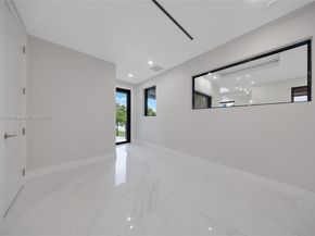 750 NE 16th Ave, Fort Lauderdale FL 33304
