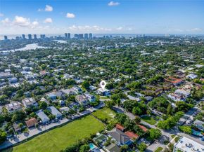 750 NE 16th Ave, Fort Lauderdale FL 33304