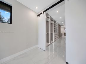 750 NE 16th Ave, Fort Lauderdale FL 33304