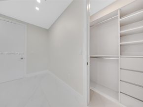 750 NE 16th Ave, Fort Lauderdale FL 33304