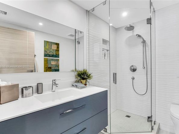 10155 Collins Ave 606, Bal Harbour FL 33154