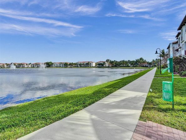 11898 SW 25th Ct 103, Miramar FL 33025