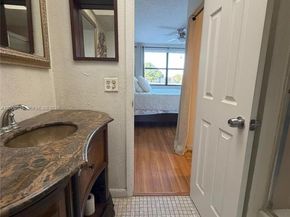 10467 Sunrise Lakes Blvd 205, Sunrise FL 33322