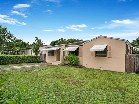 17 N Melrose Dr, Miami Springs FL 33166