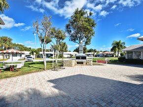 141 NW 28th St, Pompano Beach FL 33064