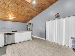 5701 NW 54th Way, Tamarac FL 33319