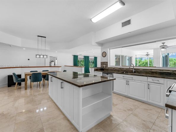 10201 SW 62nd St, Miami FL 33173