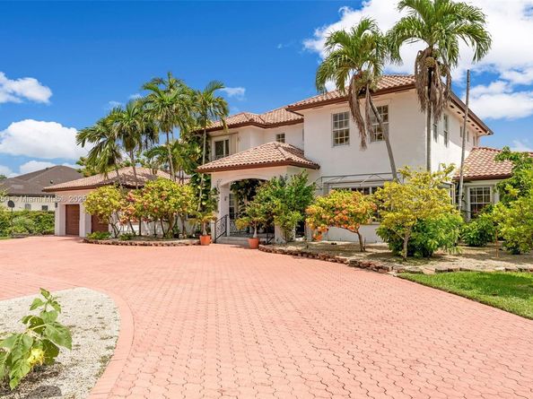 10201 SW 62nd St, Miami FL 33173