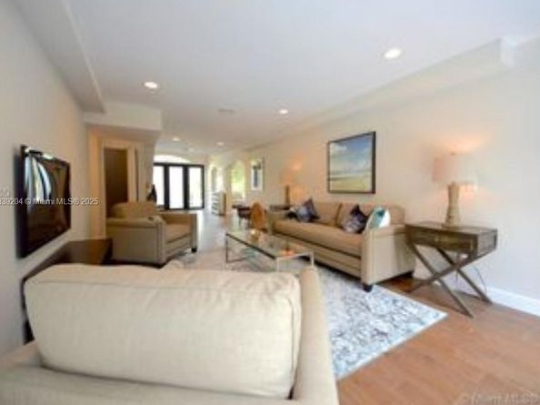 832 Wallace Street, Coral Gables FL 33134