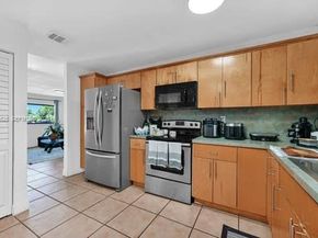 13216 SW 45th Ln, Miami FL 33175
