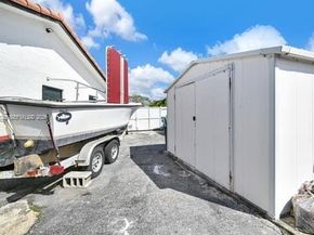 13216 SW 45th Ln, Miami FL 33175