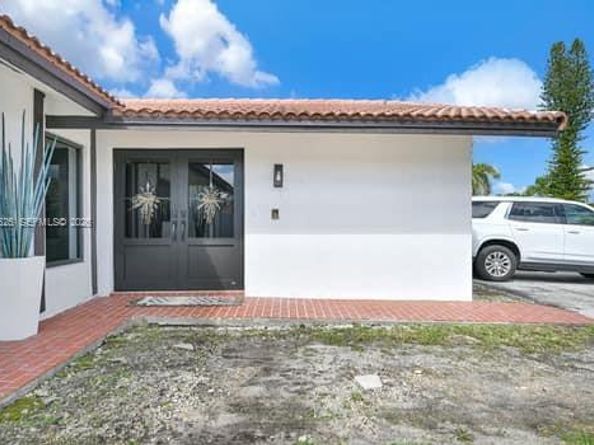 13216 SW 45th Ln, Miami FL 33175