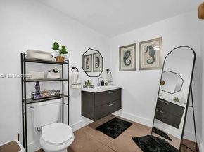 13216 SW 45th Ln, Miami FL 33175