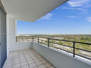 2500 Parkview Dr 1811, Hallandale Beach FL 33009