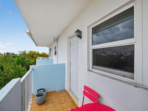 801 Meridian Ave PHB, Miami Beach FL 33139