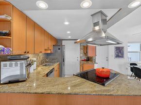 801 Meridian Ave PHB, Miami Beach FL 33139