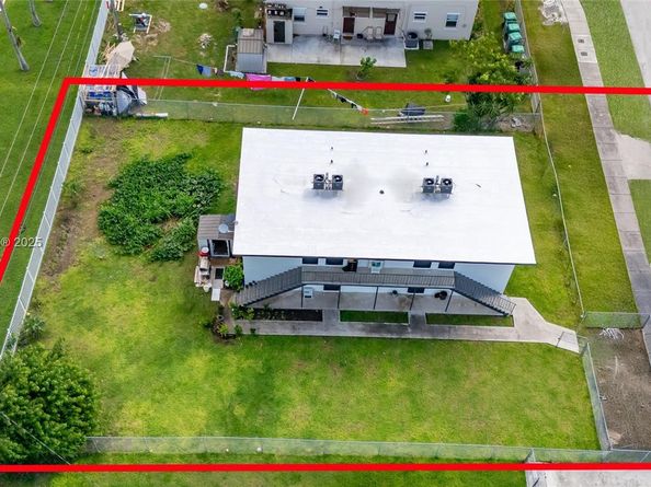 10015 SW 170th Ter, Miami FL 33157