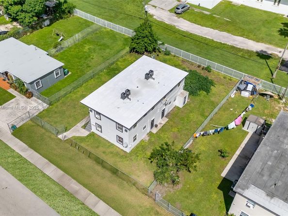 10015 SW 170th Ter, Miami FL 33157