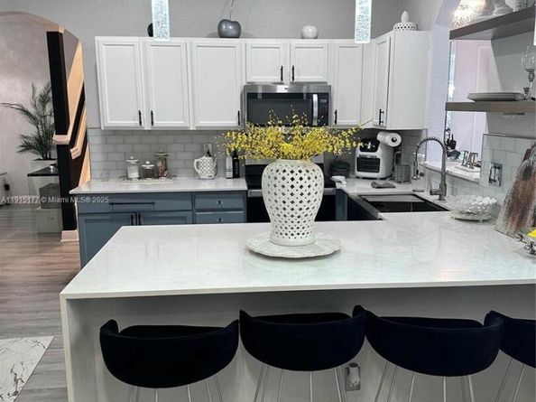 10577 NW 56th Pl, Coral Springs FL 33076