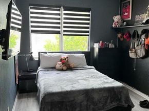 10577 NW 56th Pl, Coral Springs FL 33076